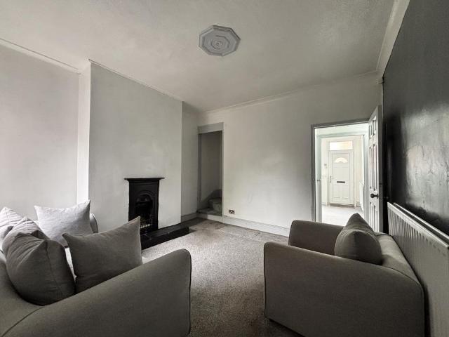 House for rent in Catherine Cross, Darlaston