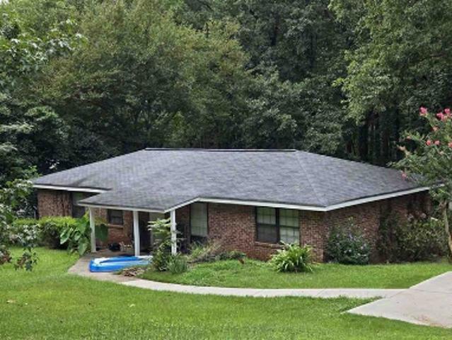 House for sale in Old Chapel Hill, Douglasville