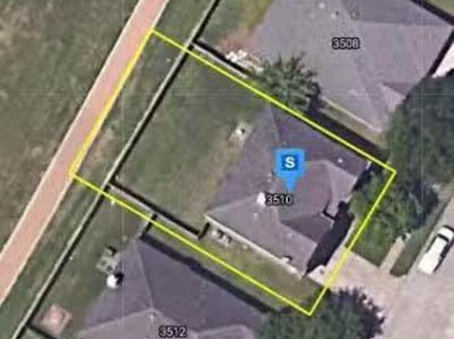 House for sale in Pasadena