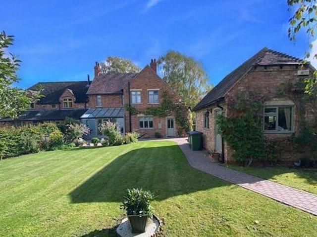 House for sale in Lyons, Greater London
