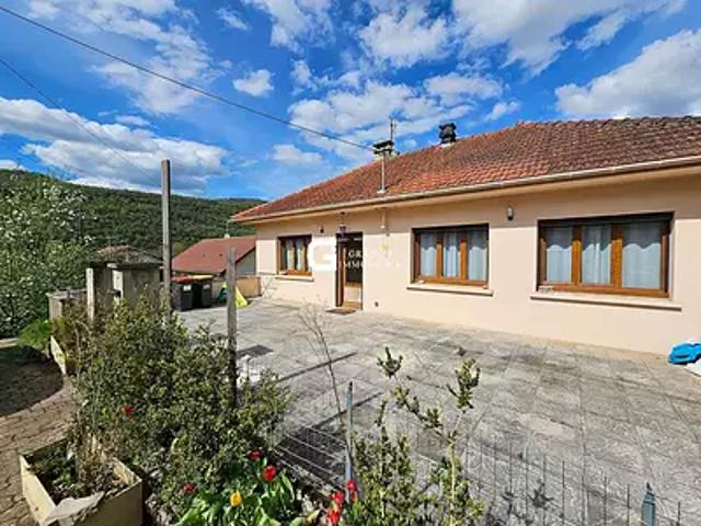 Maison vente à Nantua, Dortan