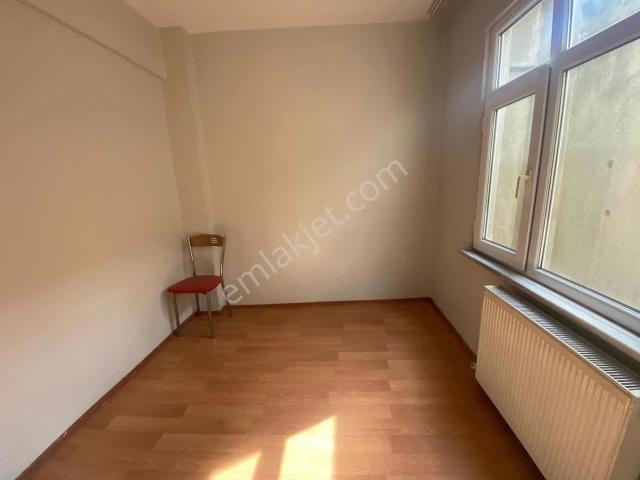 Esenler, İstanbul içerisinde kiralık mülk