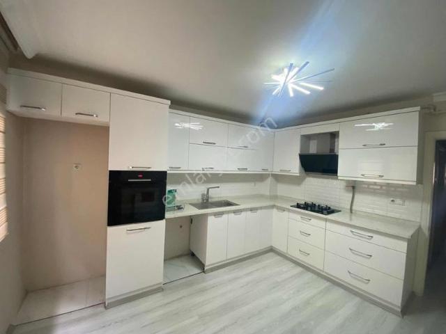 Akhisar, Manisa içerisinde satılık mülk