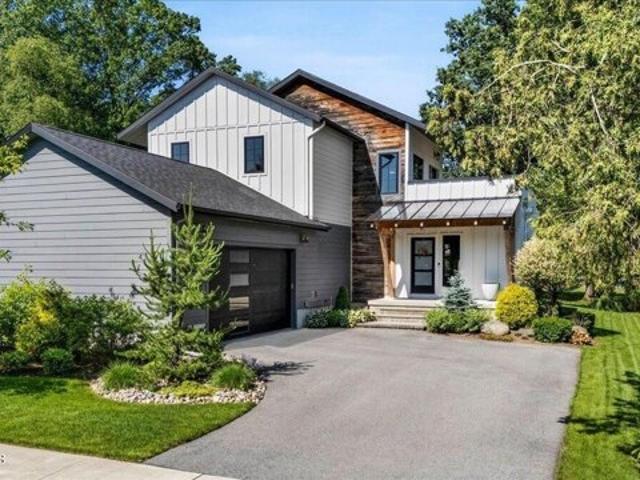 House for sale in Saratoga Springs