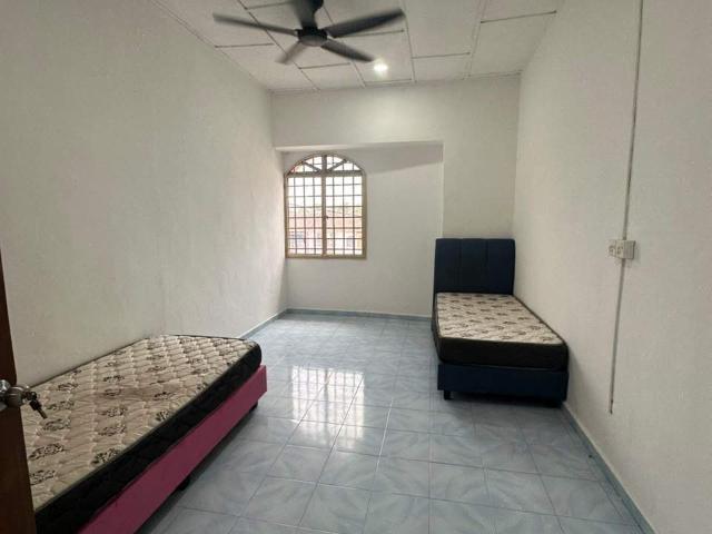 Room for rent in Bangsar, Kuala Lumpur