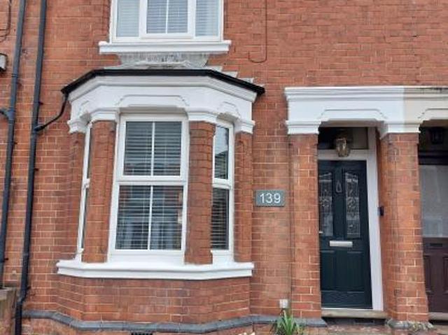 Room for rent in Wolverton and Greenleys, Old Wolverton