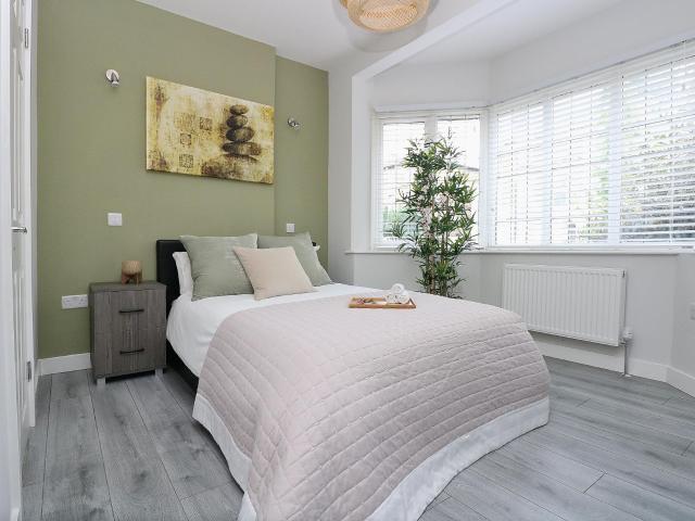 Room for rent in London Borough of Ealing, Greater London