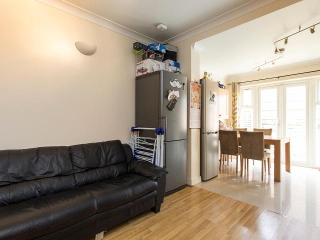 Room for rent in London Borough of Ealing, Greater London