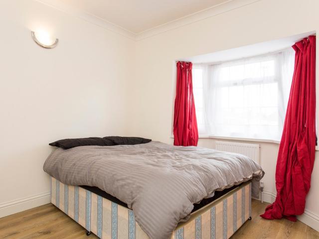 Room for rent in London Borough of Ealing, Greater London