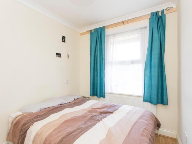 Room for rent in Shepherd's Bush, Greater London