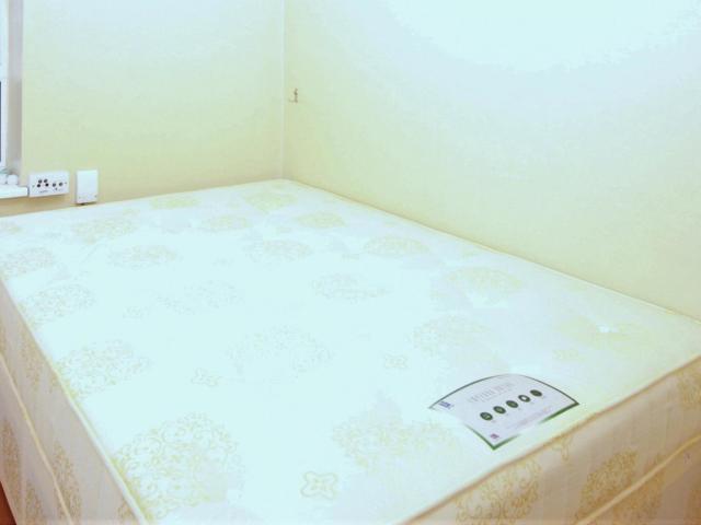 Room for rent in Saint Matthias Estate, Poplar Grove