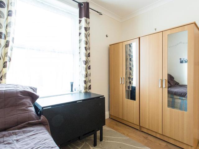 Room for rent in Shepherd's Bush, Greater London