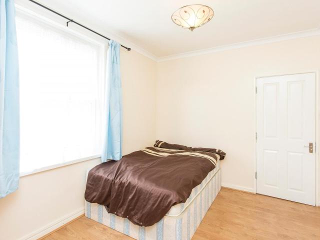 Room for rent in London Borough of Hammersmith and Fulham, Greater London