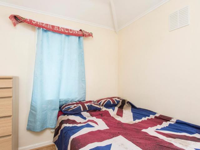 Room for rent in Shepherd's Bush, Greater London