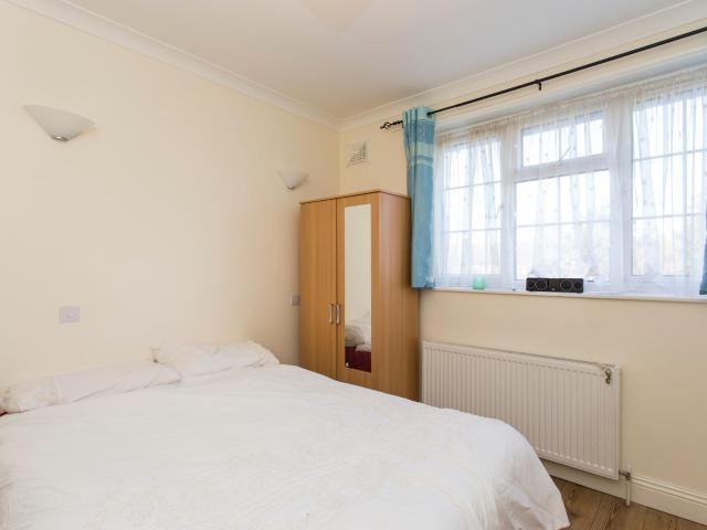 Room for rent in Shepherd's Bush, Greater London