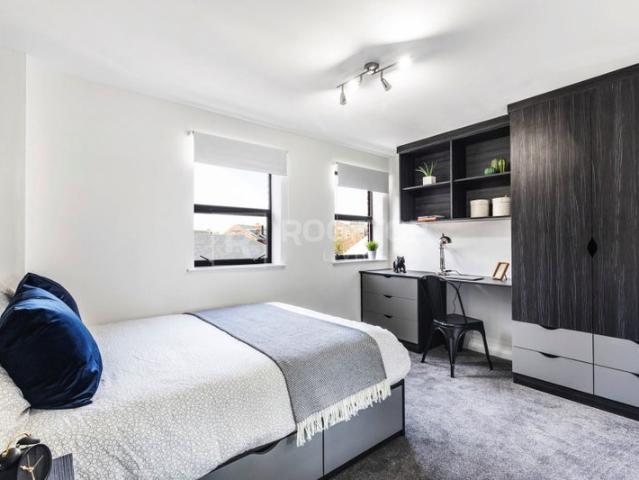 Apartment for rent in Hyde Park, West Yorkshire