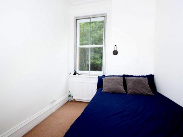 Room for rent in West Hampstead, Greater London
