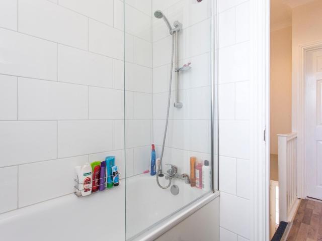 Room for rent in Shepherd's Bush, Greater London