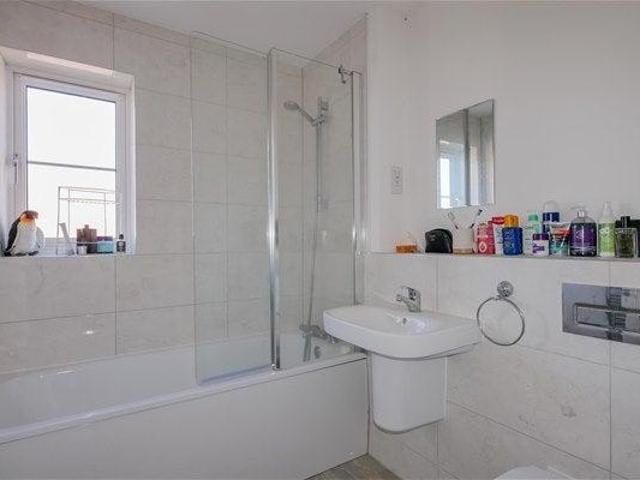 Room for rent in Berrick Salome, Oxfordshire