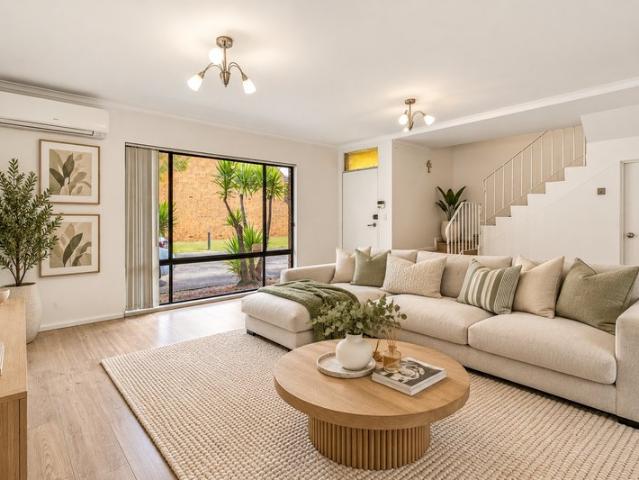 Townhouse for sale in Padstow, Sydney