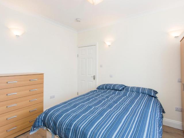 Room for rent in Shepherd's Bush, Greater London