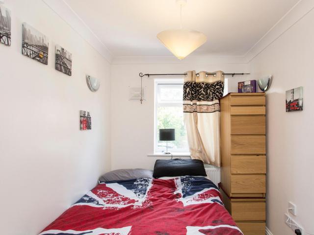 Room for rent in London Borough of Ealing, Greater London