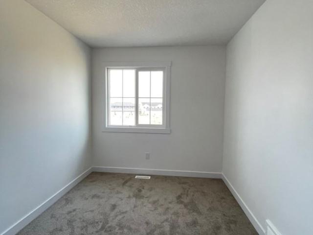 Apartment for rent in Wedgewood, Alberta