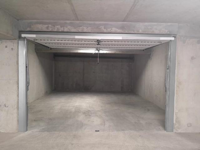 Garage location à Nîmes, Villeneuve-lès-avignon