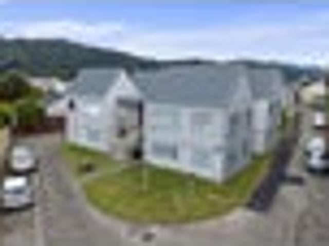 Apartment for sale in Days Bay, Wellington