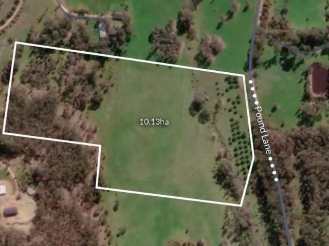 Acreage for sale in Guildford, Victoria