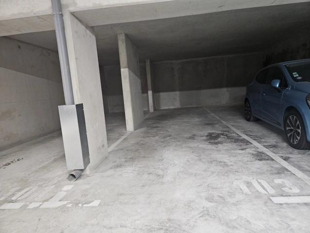 Garage vente à Grasse, Saint-laurent-du-var
