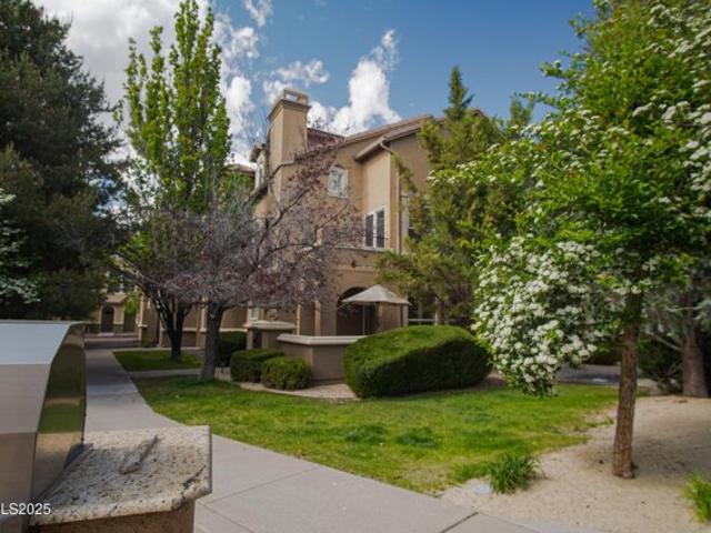 Condo for sale in Reno