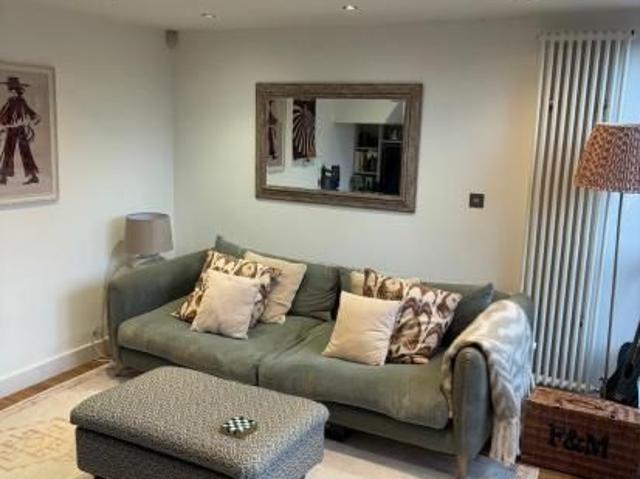 Room for rent in Clapham, Greater London
