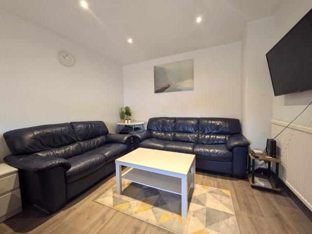 Room for rent in Repton Grange, Feckenham