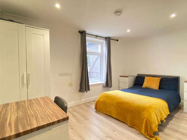 Room for rent in Brompton, Gillingham