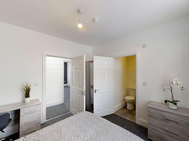Room for rent in Brompton, Gillingham