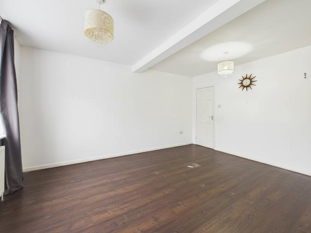 House for rent in Pouchen End, Hertfordshire