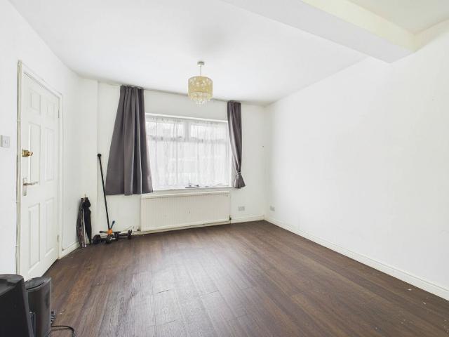 Room for rent in Pouchen End, Hertfordshire
