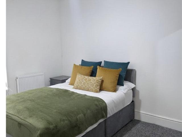 Room for rent in Lately Common, Warrington