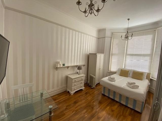 Studio for rent in West Kensington, Greater London