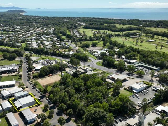 Warehouse for sale in Craiglie, Queensland