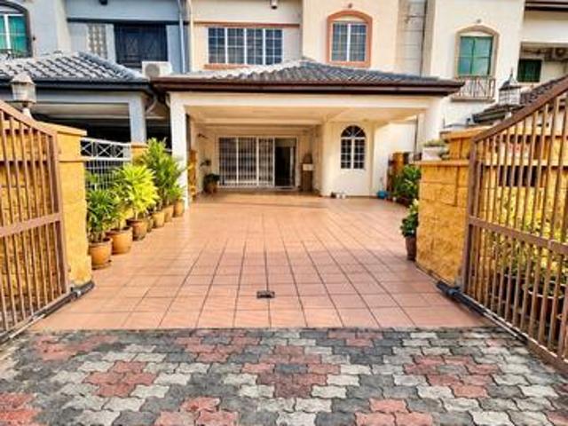 Terraced House for sale in Bukit Jelutong, Shah Alam
