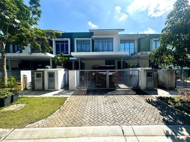 Terraced House for sale in Tanjong Sepat, Selangor