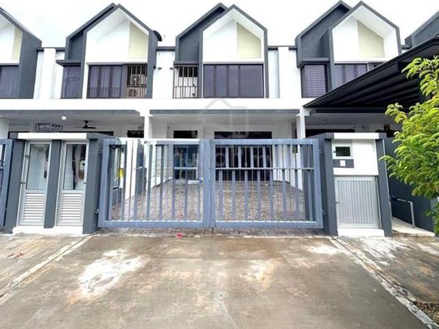 Terraced House for sale in Sepang, Tanjong Sepat