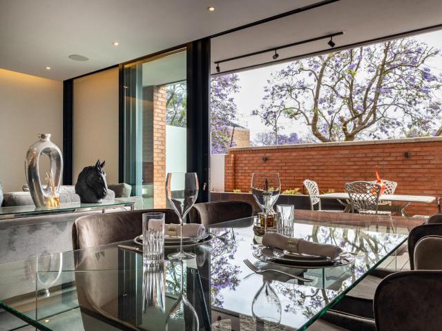 Apartment for rent in Waterkloof, Gauteng