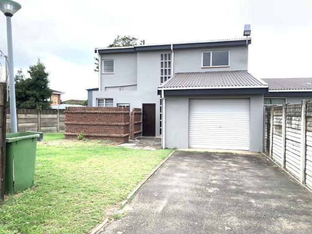 Apartment for rent in Meer En See, UMhlathuze Municipality