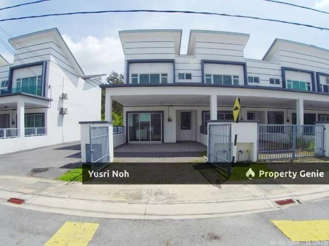 Terraced House for sale in Tanjong Sepat, Selangor
