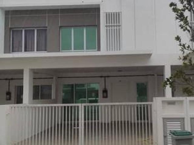 Terraced House for sale in Kluang