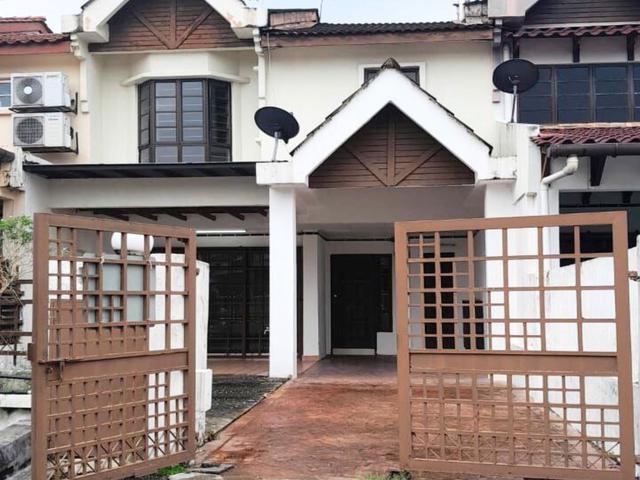 Terraced House for rent in Country Heights Damansara, Kuala Lumpur