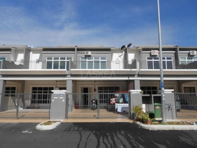 Apartment for rent in Sendayan Village, Negeri Sembilan